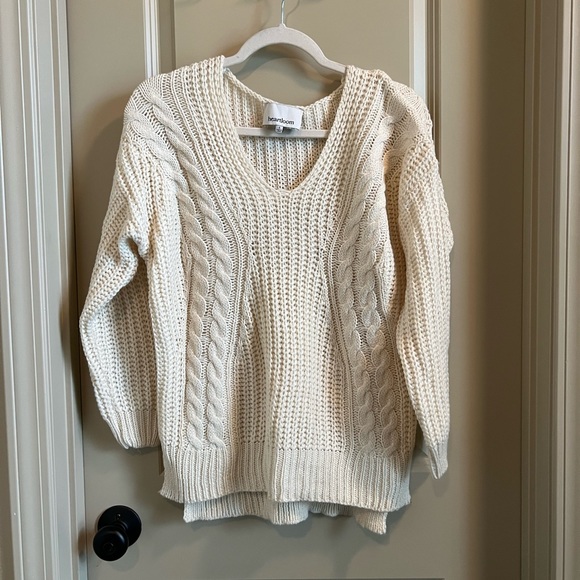 Heartloom Evon Sweater in Ivory - Picture 5 of 7